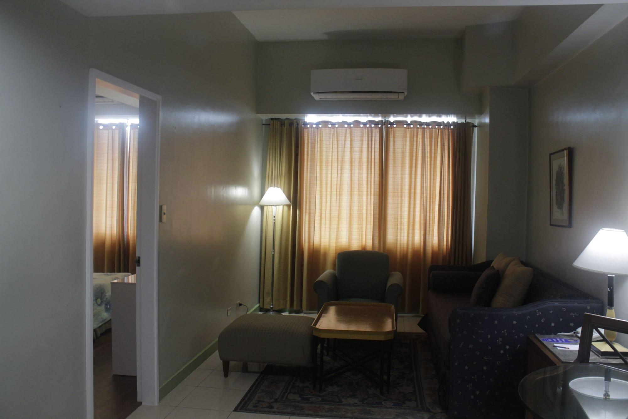 Pearl Manila Hotel Екстериор снимка