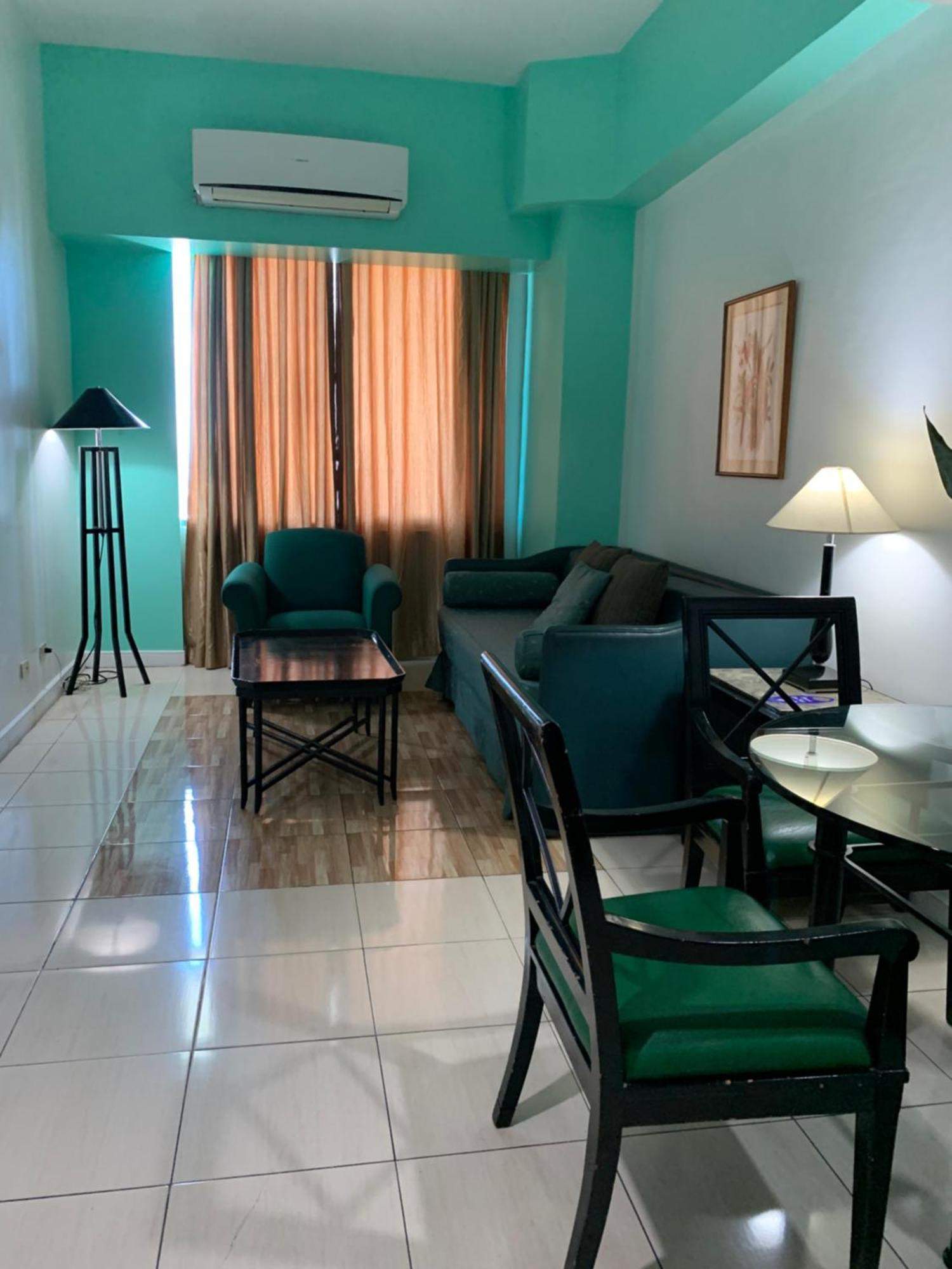 Pearl Manila Hotel Екстериор снимка