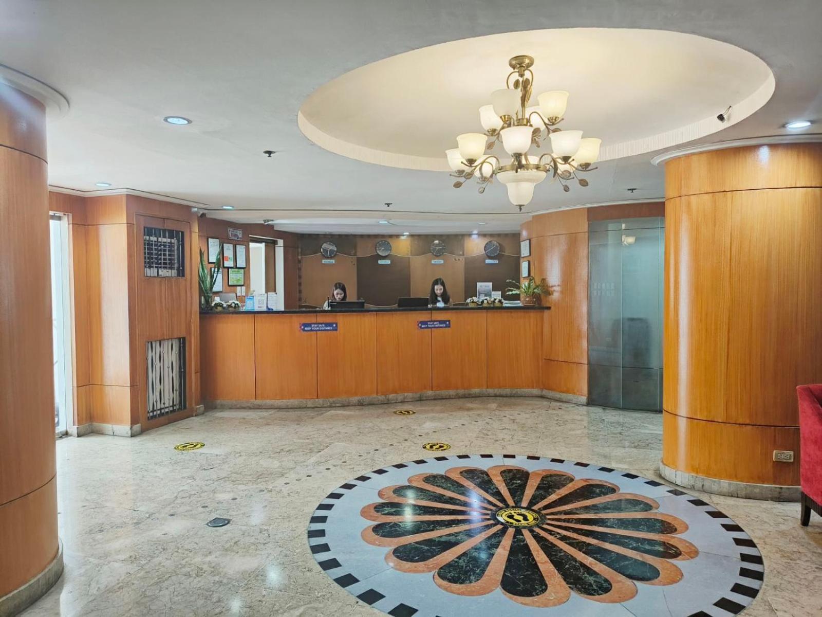 Pearl Manila Hotel Екстериор снимка