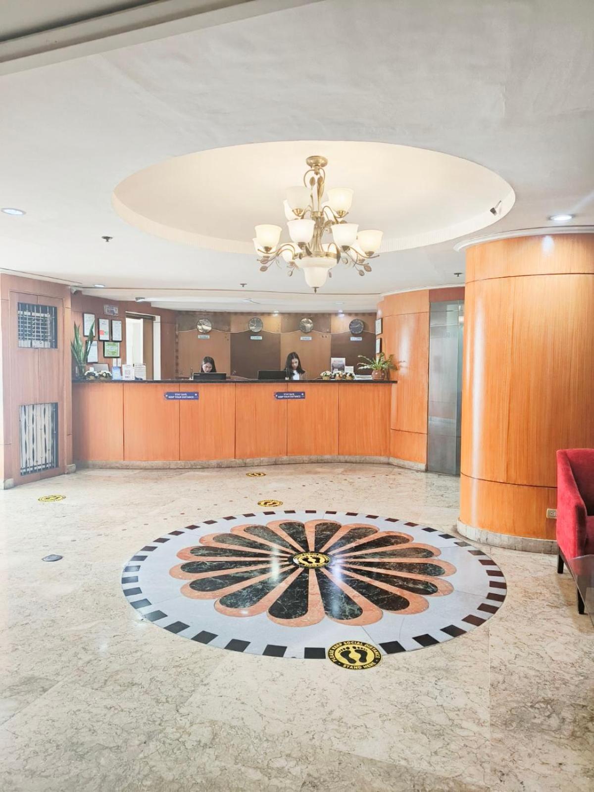 Pearl Manila Hotel Екстериор снимка