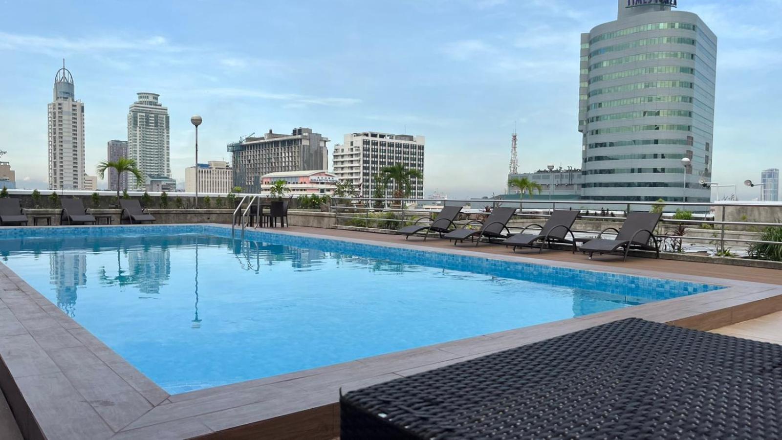 Pearl Manila Hotel Екстериор снимка